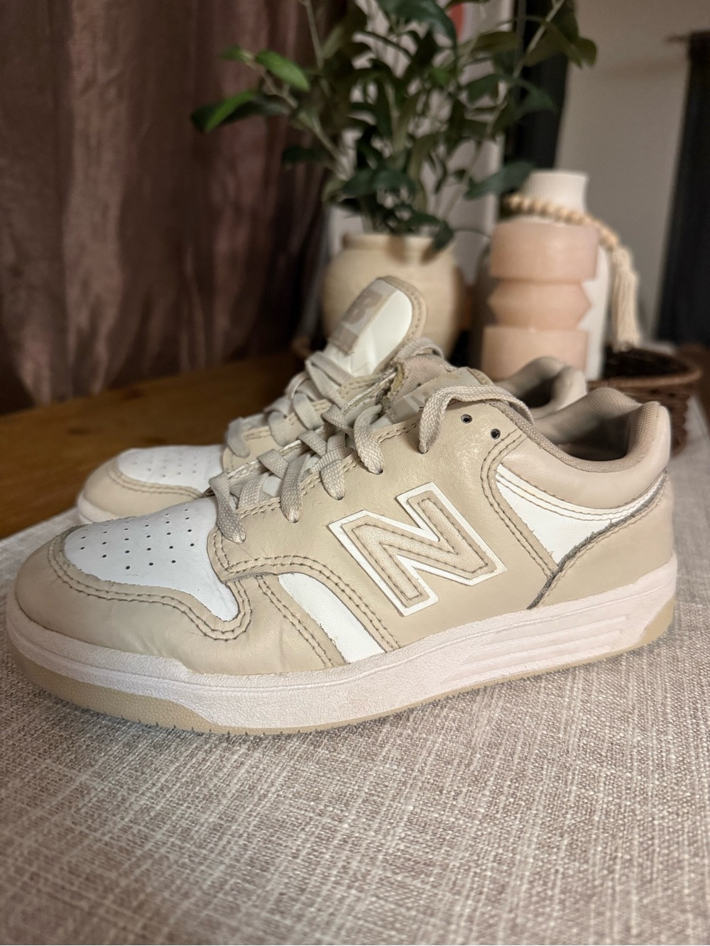 New Balance Kids Beige and White Lace-Up Sneakers
